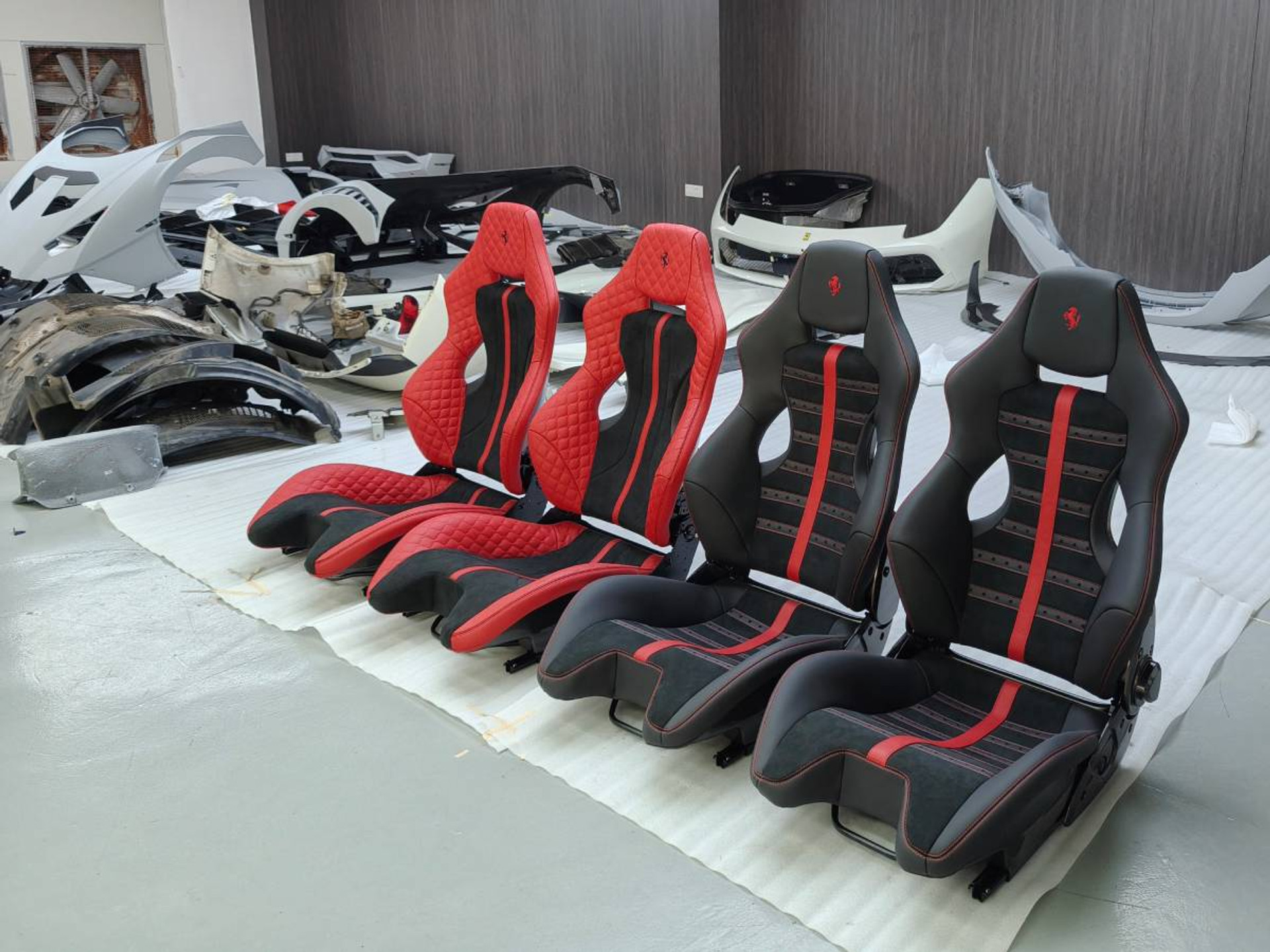 Ferrari F12 Berlinetta Carbon Fiber Seats