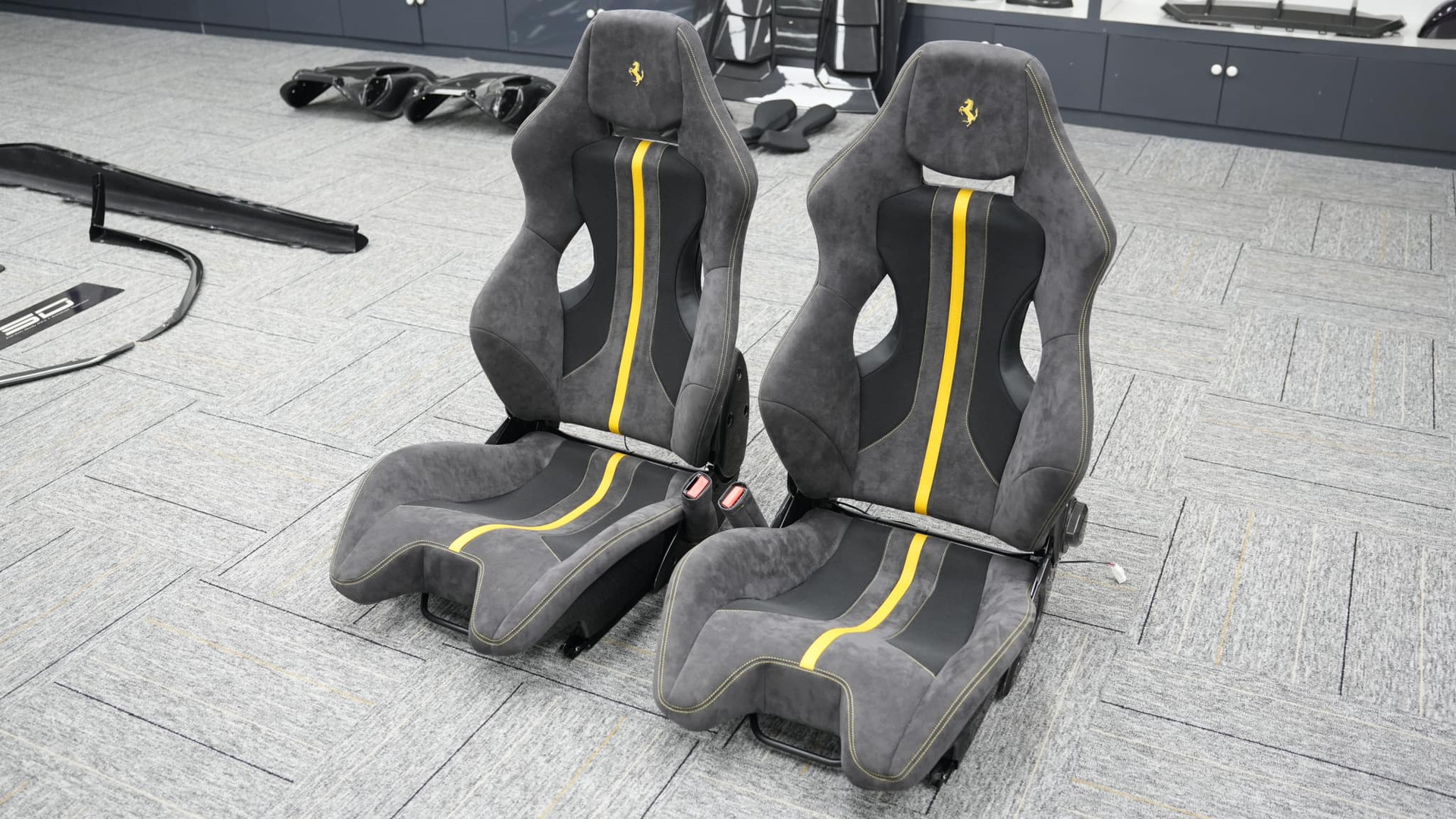 Ferrari F12 Berlinetta Carbon Fiber Seats