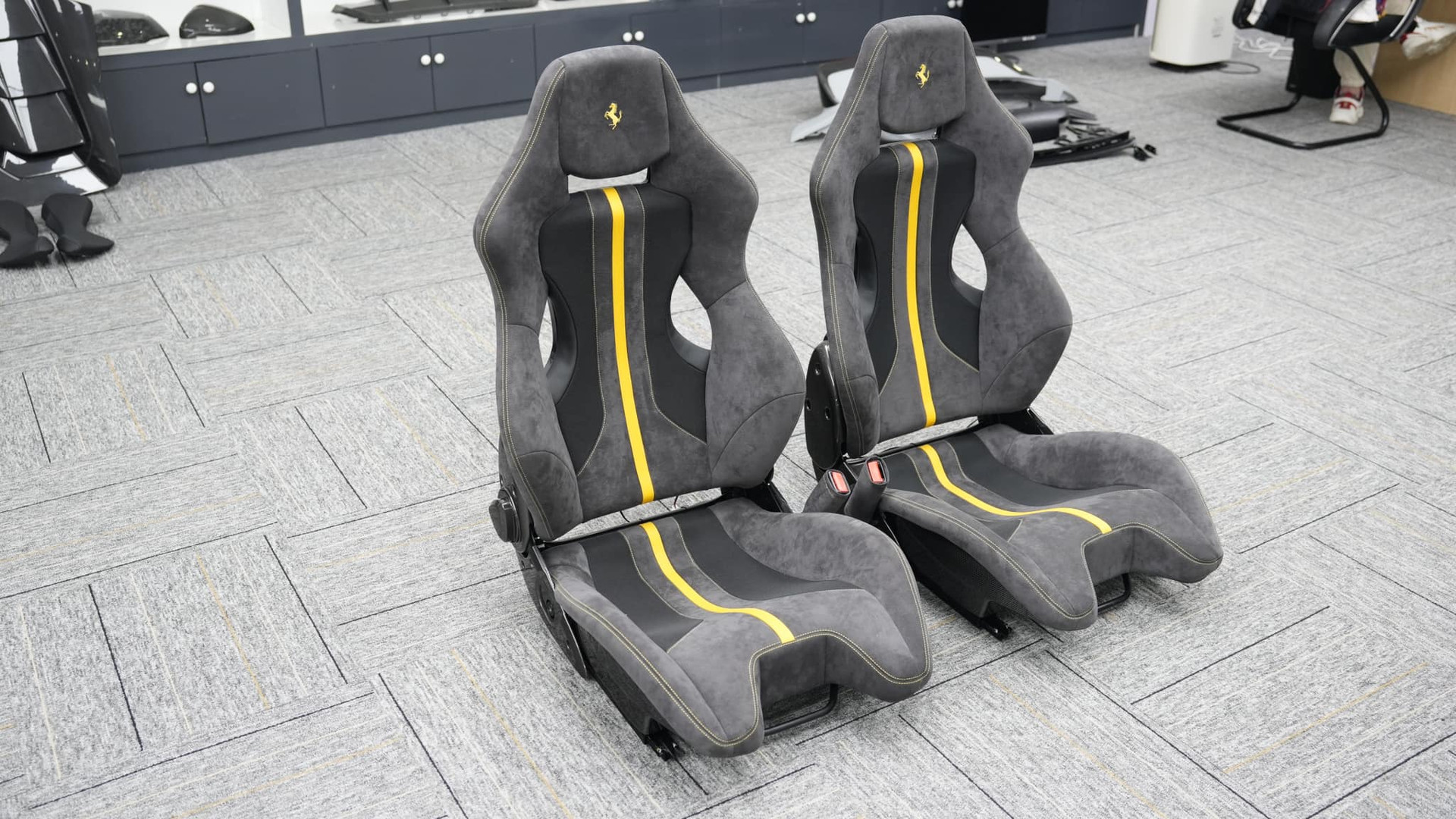 Ferrari F12 Berlinetta Carbon Fiber Seats