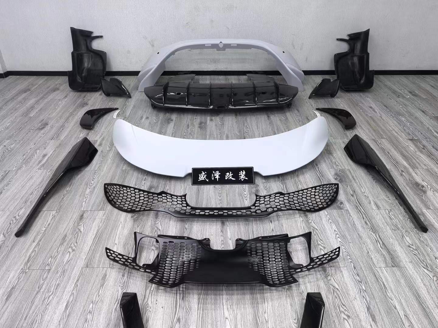 McLaren 720S Upgraded with 765LT Style Body Kit Carbon Fiber Body Kit McLaren 720S Upgraded with 765LT Style Body Kit Carbon Fiber Body Kit