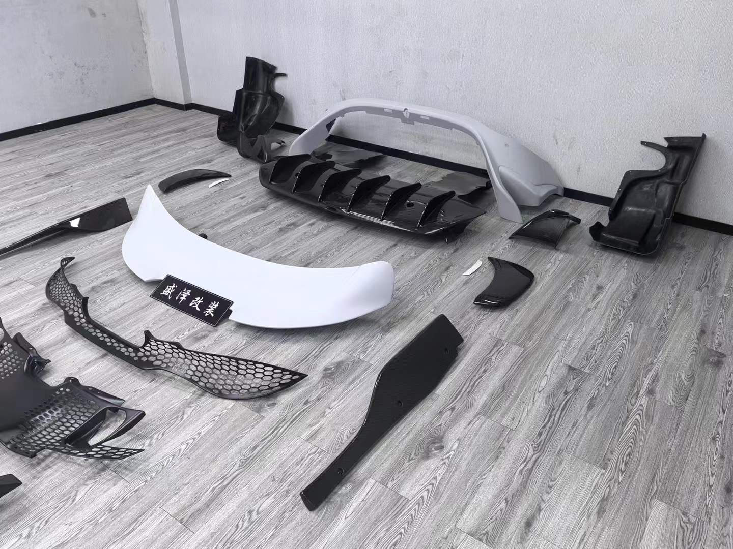 McLaren 720S Upgraded with 765LT Style Body Kit Carbon Fiber Body Kit McLaren 720S Upgraded with 765LT Style Body Kit Carbon Fiber Body Kit