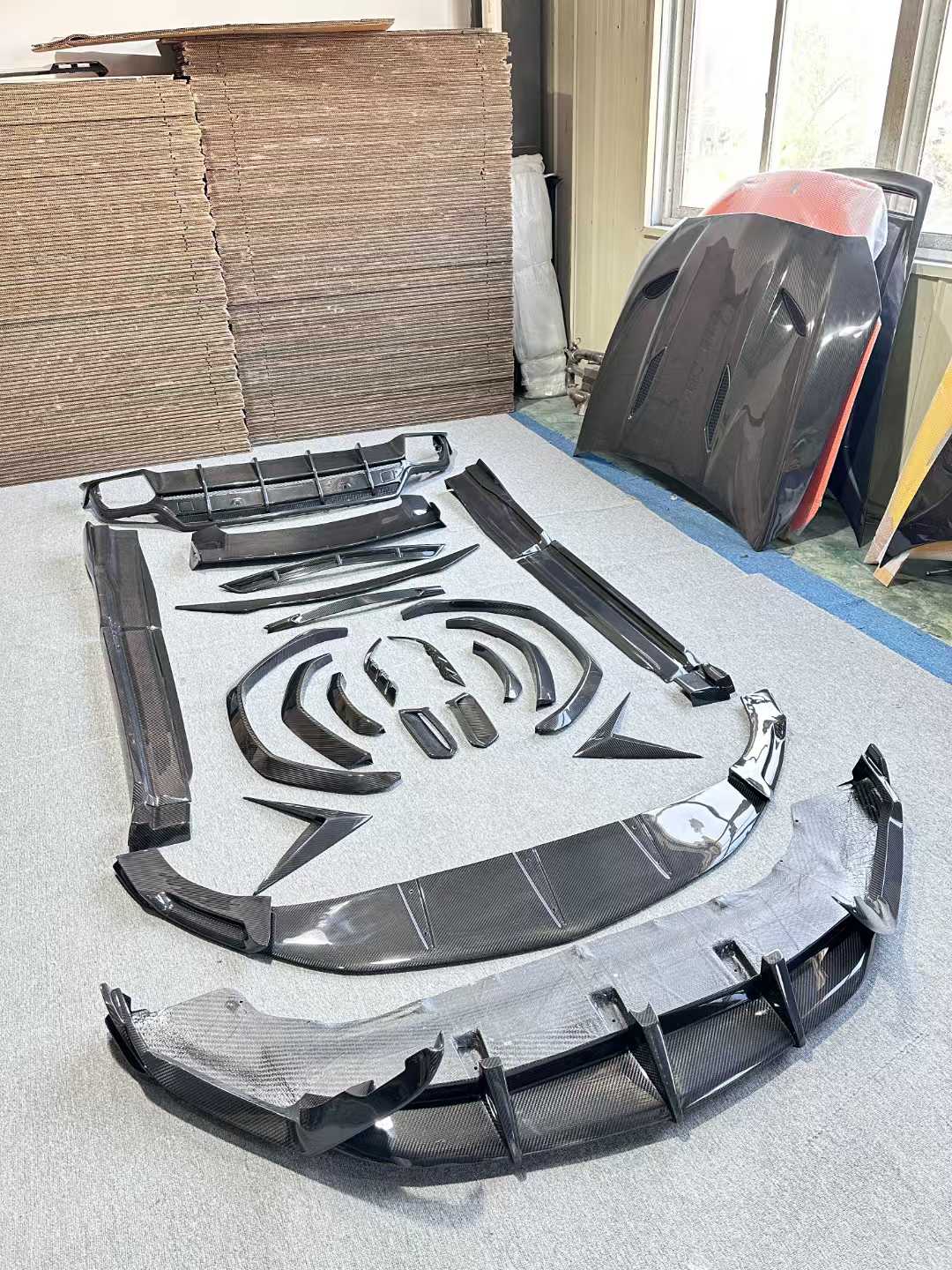 2024 Lamborghini Urus S Venatus S by TopCar – Full Dry Carbon Fiber Body Kit Upgrade