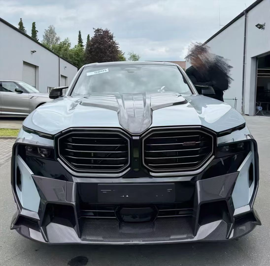 BMW XM Carbon Fiber Mansory Design Body Kit BMW XM Carbon Fiber Mansory Design Body Kit