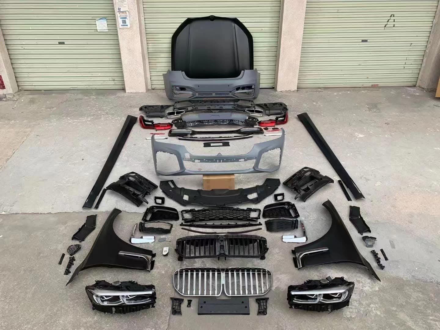 BMW 7-Series F01 (2008–2015) to G12 LCI Facelift Conversion Body Kit BMW 7-Series F01 (2008–2015) to G12 LCI Facelift Conversion Body Kit