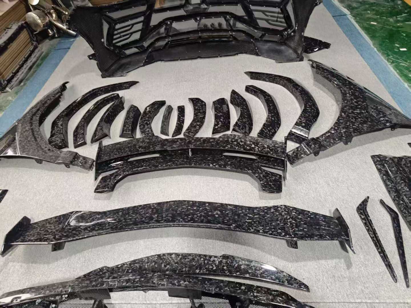 Forged Carbon Fiber Body Kit For Lamborghini Urus Forged Carbon Fiber Body Kit For Lamborghini Urus
