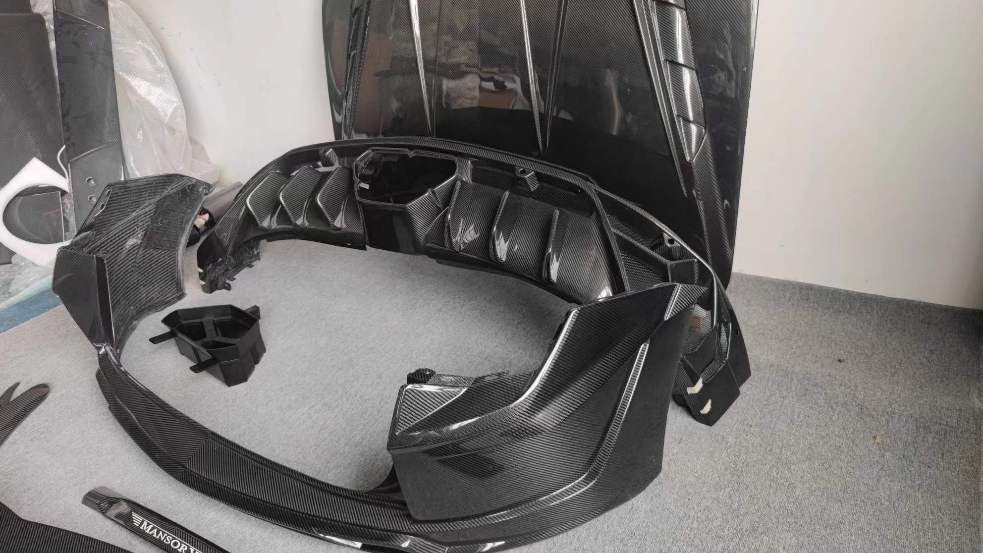 Forged Carbon Fiber Body Kit For Lamborghini Urus Forged Carbon Fiber Body Kit For Lamborghini Urus