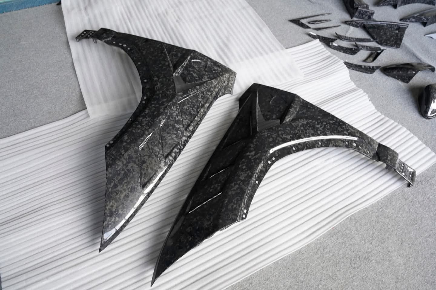 Forged Carbon Fiber Body Kit For Lamborghini Urus Forged Carbon Fiber Body Kit For Lamborghini Urus