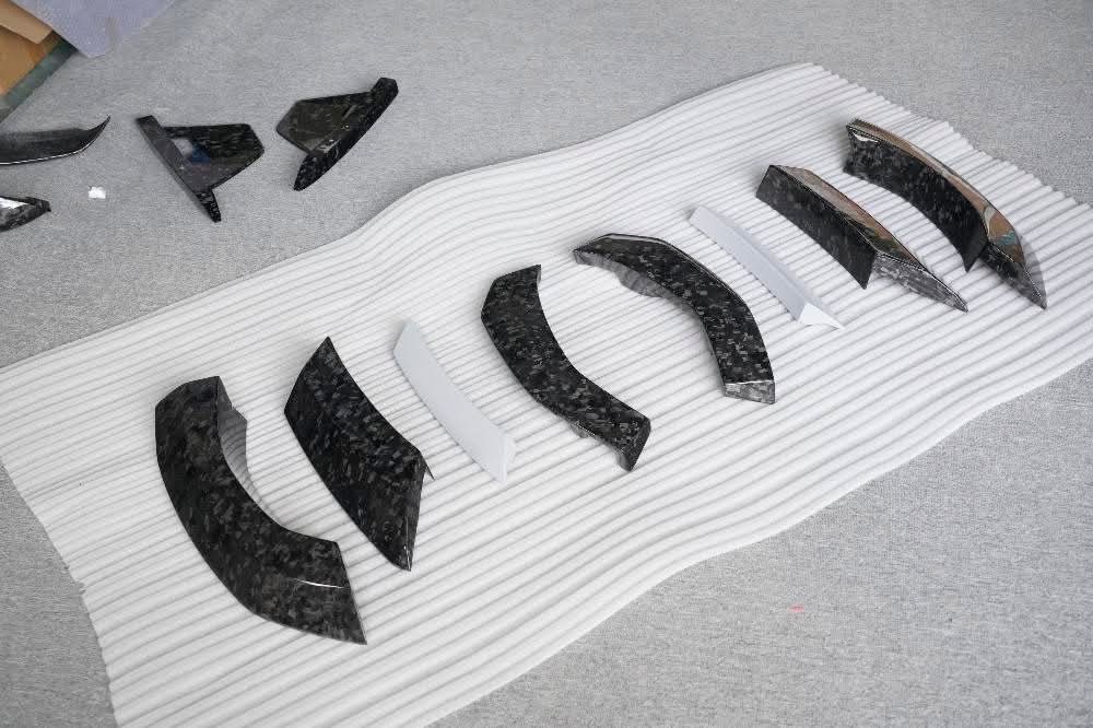 Forged Carbon Fiber Body Kit For Lamborghini Urus Forged Carbon Fiber Body Kit For Lamborghini Urus