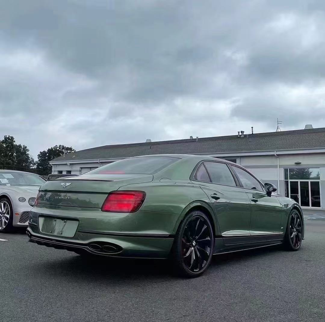 2022 Bentley Flying Spur W12 – Full Dry Carbon Fiber Body Kit 2022 Bentley Flying Spur W12 – Full Dry Carbon Fiber Body Kit