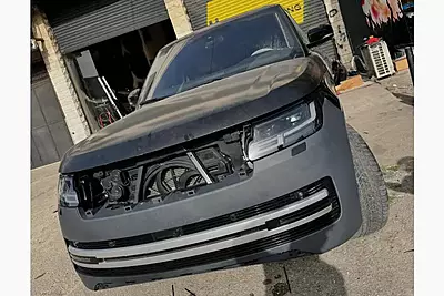 Range Rover L405 to L460 Facelift Conversion Kit (2024 Design) | Full Restyling Upgrade for 2013–2021 Models Range Rover L405 to L460 Facelift Conversion Kit (2024 Design) | Full Restyling Upgrade for 2013–2021 Models