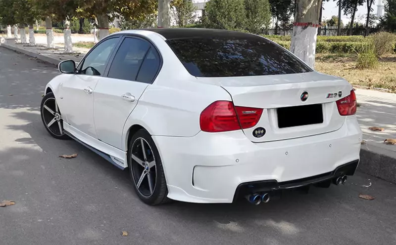 BMW E90 LCI 1M Style Side Skirts (2008–2012) BMW E90 LCI 1M Style Side Skirts (2008–2012)