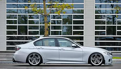 BMW F35 M-Tech GV Style Carbon Fiber Side Skirts (2013–2019) BMW F35 M-Tech GV Style Carbon Fiber Side Skirts (2013–2019)