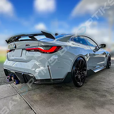 MP Style Dry Carbon Fiber Rear Bumper Corner Extensions – Fits BMW G82/G83 M4 (2021–2025) MP Style Dry Carbon Fiber Rear Bumper Corner Extensions – Fits BMW G82/G83 M4 (2021–2025)