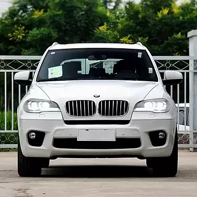 E70 X5 Laser Style LED Headlights w/Sequential Turns (2007β2013) E70 X5 Laser Style LED Headlights w/Sequential Turns (2007β2013)