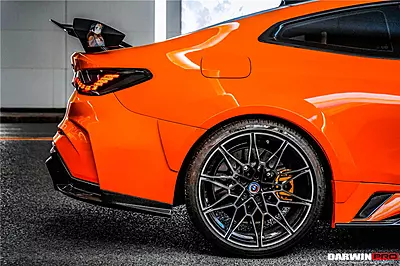 2021–2025 BMW M4 G82 / G83 BKSSII Style Rear Bumper with LED Light & Exhaust Tips 2021–2025 BMW M4 G82 / G83 BKSSII Style Rear Bumper with LED Light & Exhaust Tips