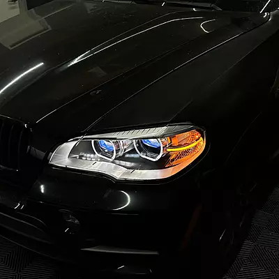 E70 X5 Facelift Style LED Headlights w/Etched DTM Rings (2007β2013) E70 X5 Facelift Style LED Headlights w/Etched DTM Rings (2007β2013)