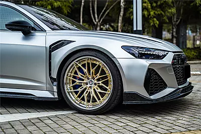 Audi RS6 Avant C8 IMP Performance Carbon Fiber Front Fenders | Motorsport-Inspired Design Audi RS6 Avant C8 IMP Performance Carbon Fiber Front Fenders | Motorsport-Inspired Design