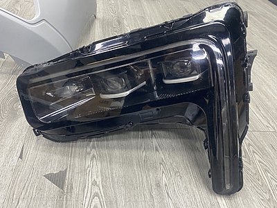 Rolls-Royce Cullinan 2018 -2024 Upgrade to 2025 Rolls-Royce Cullinan 2018 -2024 Upgrade to 2025