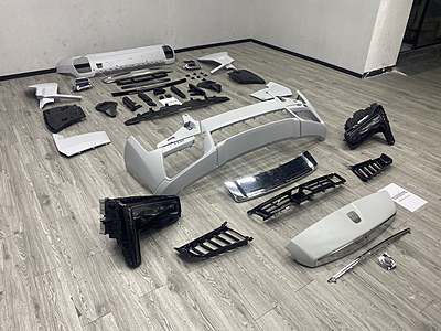 Rolls-Royce Cullinan 2018 -2024 Upgrade to 2025 Rolls-Royce Cullinan 2018 -2024 Upgrade to 2025