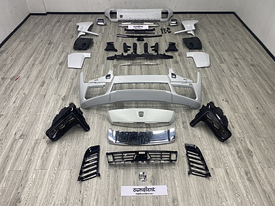 Rolls-Royce Cullinan 2018 -2024 Upgrade to 2025 Rolls-Royce Cullinan 2018 -2024 Upgrade to 2025