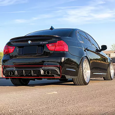 Carbon Fiber Rear Diffuser for BMW E90 3 Series Sedan (2005–2013) Carbon Fiber Rear Diffuser for BMW E90 3 Series Sedan (2005–2013)