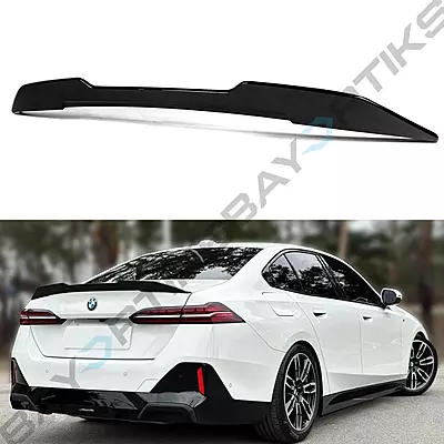 PSM Style Gloss Black High-Kick Trunk Spoiler – For 2024–2025 BMW G60 530i PSM Style Gloss Black High-Kick Trunk Spoiler – For 2024–2025 BMW G60 530i