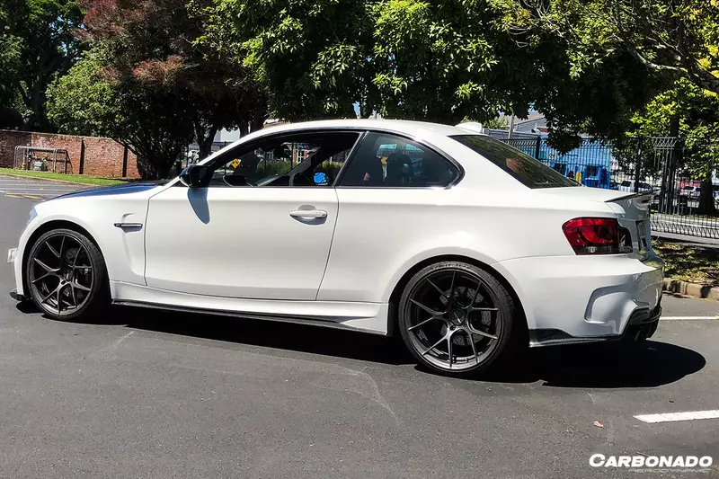 2008–2013 BMW E82 1M RZ Style Carbon Fiber Trunk Spoiler 2008–2013 BMW E82 1M RZ Style Carbon Fiber Trunk Spoiler