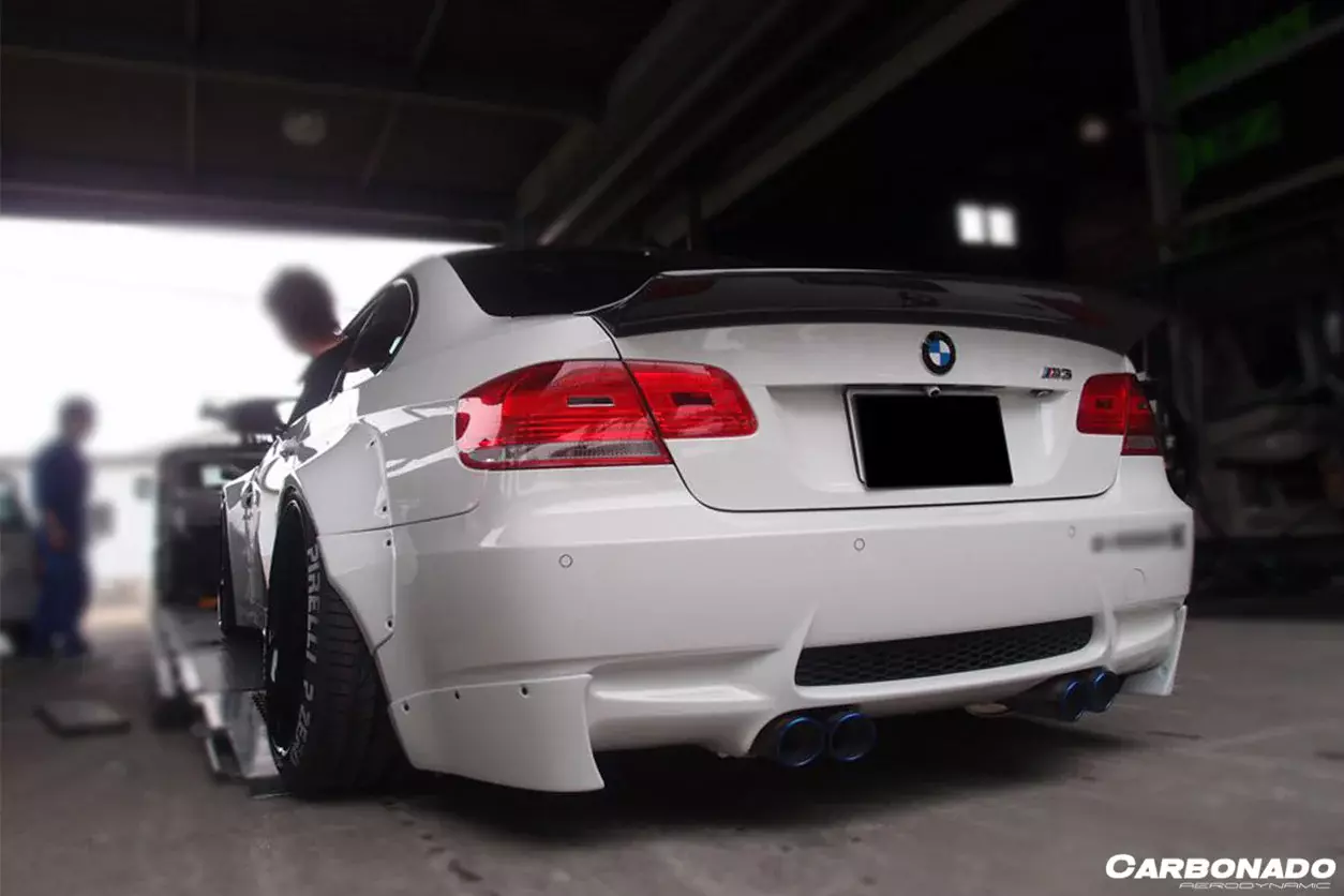 BMW M3 E92/E93 LB Style Rear Cap Splitters | 2008–2012 BMW M3 E92/E93 LB Style Rear Cap Splitters | 2008–2012