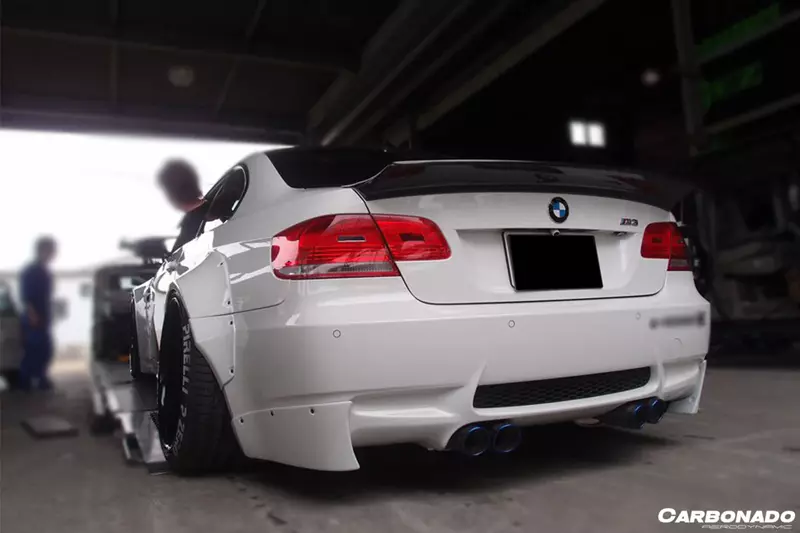 BMW M3 E92/E93 LB Style Rear Cap Splitters | 2008–2012