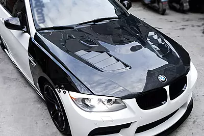 2011β2013 BMW 3 Series E92 LCI SIB Style Carbon Fiber Hood 2011β2013 BMW 3 Series E92 LCI SIB Style Carbon Fiber Hood