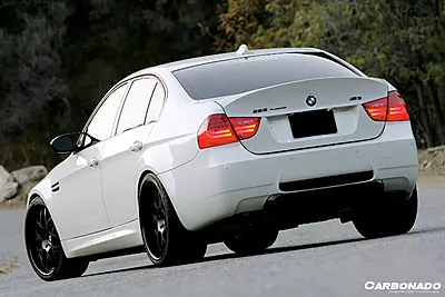 2008–2012 BMW 3 Series E90 LCI CLS Style Carbon Fiber Trunk 2008–2012 BMW 3 Series E90 LCI CLS Style Carbon Fiber Trunk