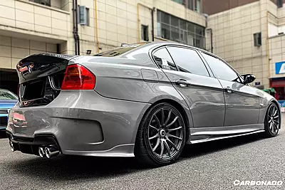 2008–2012 BMW 3 Series E90 LCI CLS Style Carbon Fiber Trunk 2008–2012 BMW 3 Series E90 LCI CLS Style Carbon Fiber Trunk