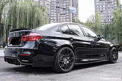 BMW M3 F80 & M4 F82 VRS Style Carbon Fiber Rear Diffuser (2014–2020) BMW M3 F80 & M4 F82 VRS Style Carbon Fiber Rear Diffuser (2014–2020)
